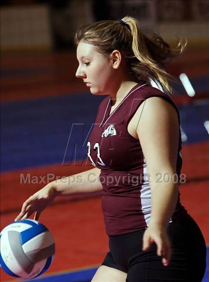 Thumbnail 2 in Chateaugay vs Portville (NYSPHSAA Class D Final) photogallery.