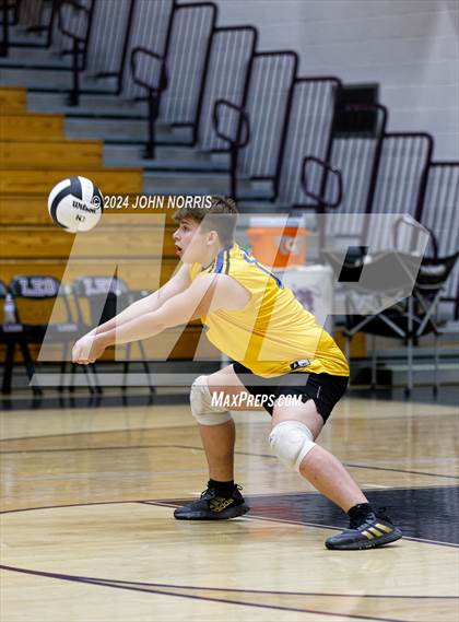 Thumbnail 1 in East Noble @ Leo photogallery.