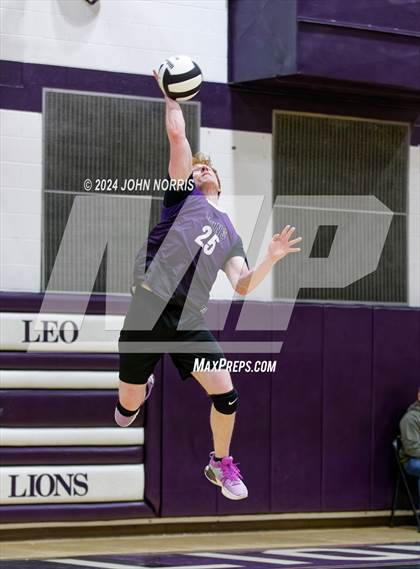 Thumbnail 2 in East Noble @ Leo photogallery.