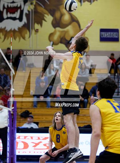 Thumbnail 1 in East Noble @ Leo photogallery.