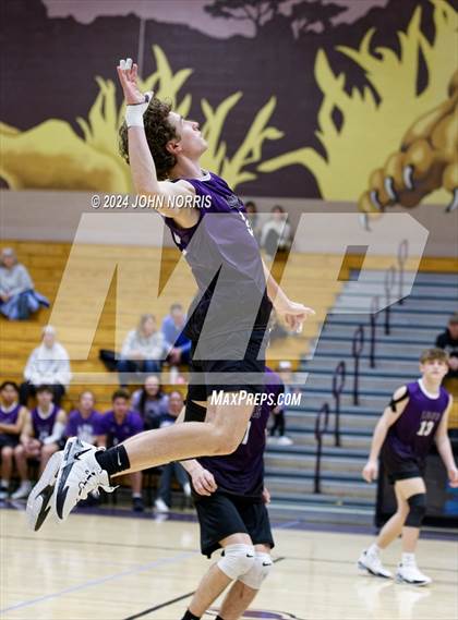 Thumbnail 3 in East Noble @ Leo photogallery.