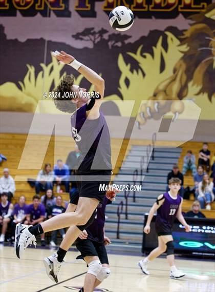 Thumbnail 1 in East Noble @ Leo photogallery.