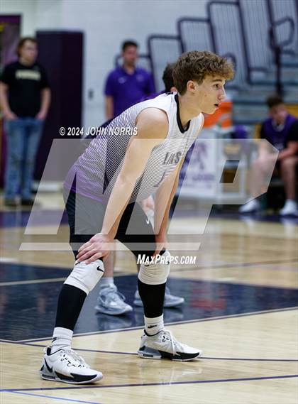 Thumbnail 1 in East Noble @ Leo photogallery.
