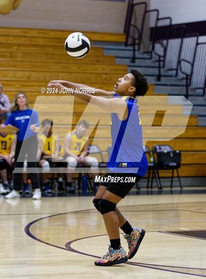 Thumbnail 1 in East Noble @ Leo photogallery.