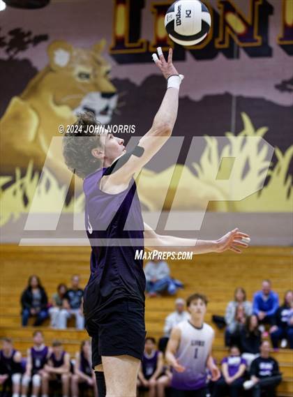 Thumbnail 3 in East Noble @ Leo photogallery.