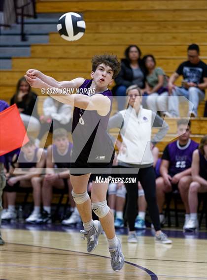 Thumbnail 3 in East Noble @ Leo photogallery.