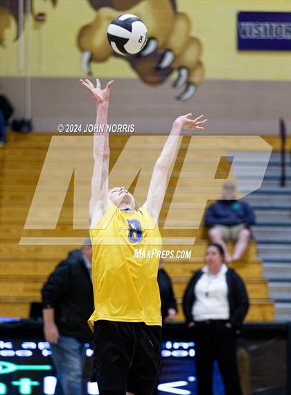 Thumbnail 3 in East Noble @ Leo photogallery.
