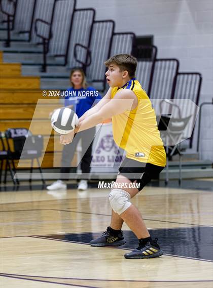 Thumbnail 2 in East Noble @ Leo photogallery.