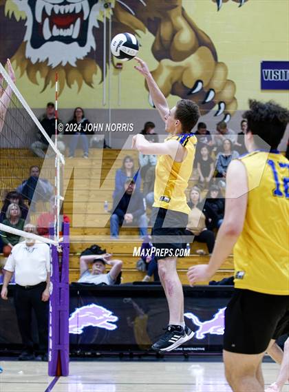 Thumbnail 3 in East Noble @ Leo photogallery.