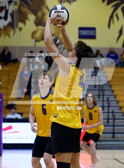 Thumbnail 3 in East Noble @ Leo photogallery.