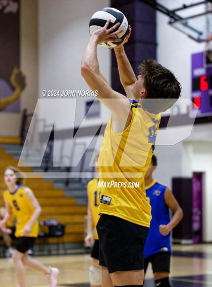 Thumbnail 3 in East Noble @ Leo photogallery.