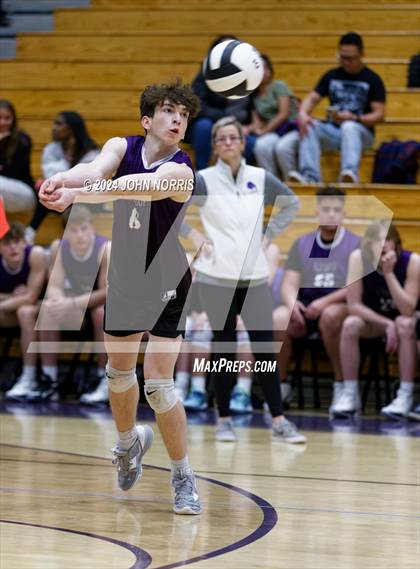 Thumbnail 2 in East Noble @ Leo photogallery.