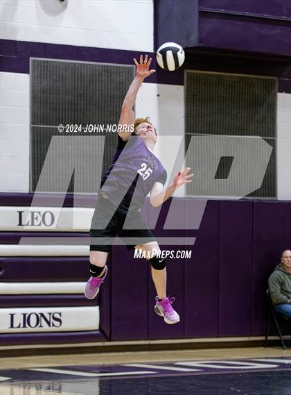 Thumbnail 2 in East Noble @ Leo photogallery.