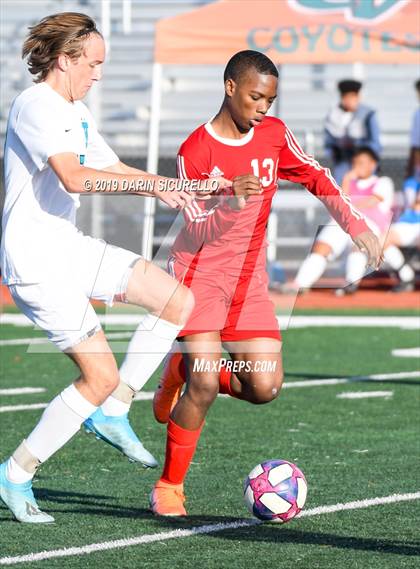 Thumbnail 1 in Highland vs. South Mountain (Coyote Classic Tournament) photogallery.