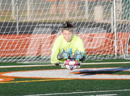 Thumbnail 2 in Highland vs. South Mountain (Coyote Classic Tournament) photogallery.