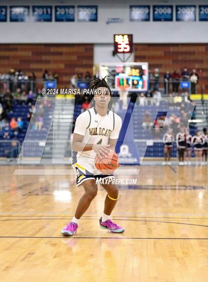 Thumbnail 1 in West Genesee vs Syracuse Academy of Science (NYSPHSAA Section 3 AA Final) photogallery.