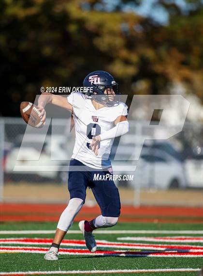 Thumbnail 3 in Smithtown West @ Smithtown East photogallery.