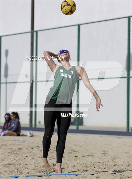 Thumbnail 1 in South @ Torrance photogallery.