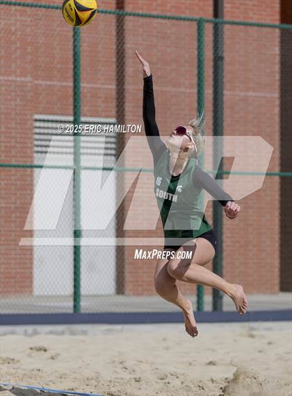 Thumbnail 1 in South @ Torrance photogallery.
