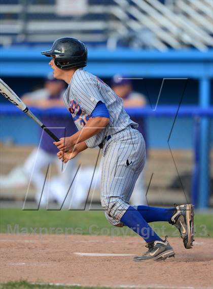 Thumbnail 3 in Niagara-Orleans vs Genesee Region Senior All-Star Game (Dwyer Stadium) photogallery.