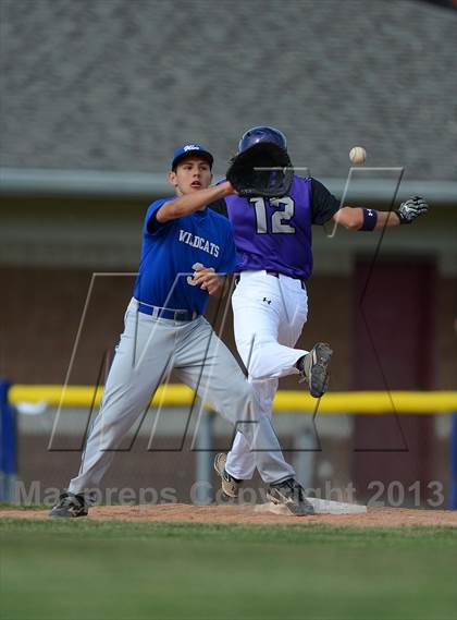 Thumbnail 2 in Niagara-Orleans vs Genesee Region Senior All-Star Game (Dwyer Stadium) photogallery.