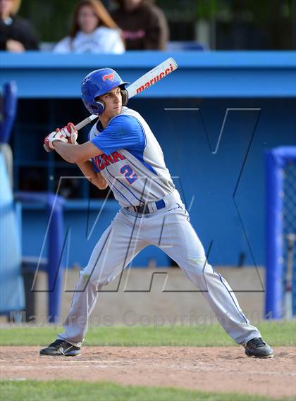 Thumbnail 2 in Niagara-Orleans vs Genesee Region Senior All-Star Game (Dwyer Stadium) photogallery.