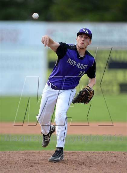 Thumbnail 2 in Niagara-Orleans vs Genesee Region Senior All-Star Game (Dwyer Stadium) photogallery.