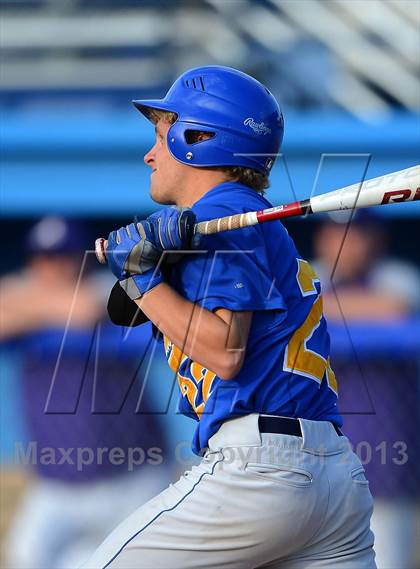 Thumbnail 3 in Niagara-Orleans vs Genesee Region Senior All-Star Game (Dwyer Stadium) photogallery.