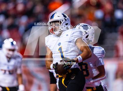 Thumbnail 2 in Orem vs. Springville (UHSAA 5A Semifinal) photogallery.