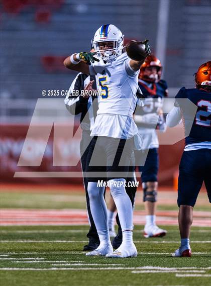 Thumbnail 2 in Orem vs. Springville (UHSAA 5A Semifinal) photogallery.