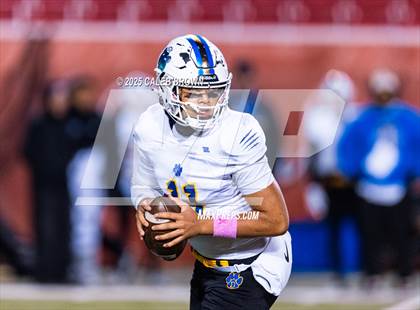 Thumbnail 1 in Orem vs. Springville (UHSAA 5A Semifinal) photogallery.