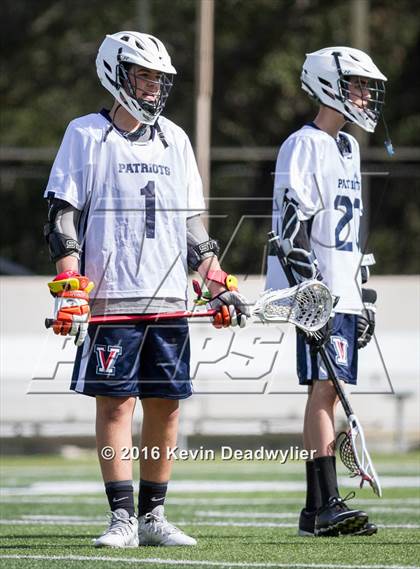 Thumbnail 1 in Loyola @ Viewpoint photogallery.