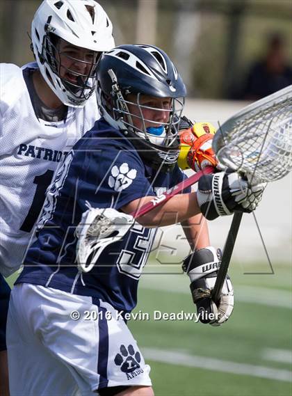 Thumbnail 2 in Loyola @ Viewpoint photogallery.