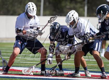 Thumbnail 3 in Loyola @ Viewpoint photogallery.