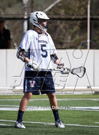 Thumbnail 1 in Loyola @ Viewpoint photogallery.
