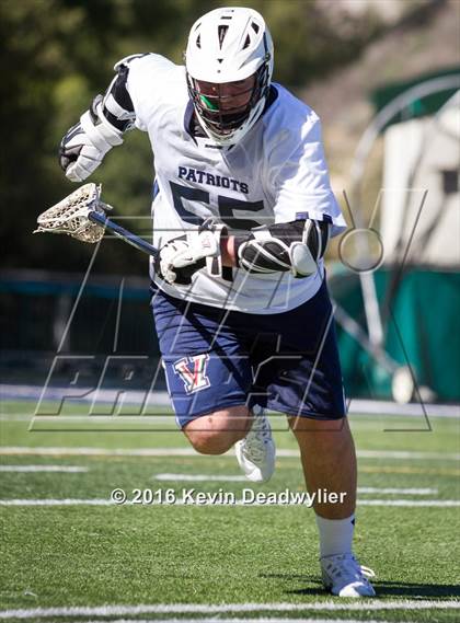 Thumbnail 1 in Loyola @ Viewpoint photogallery.