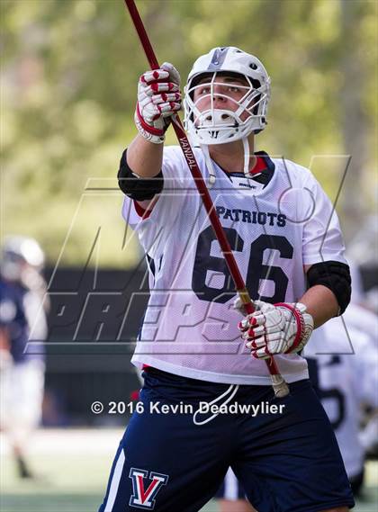 Thumbnail 2 in Loyola @ Viewpoint photogallery.