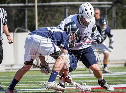 Thumbnail 3 in Loyola @ Viewpoint photogallery.
