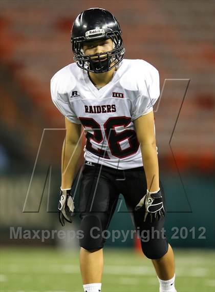 Thumbnail 2 in Damien vs. 'Iolani photogallery.
