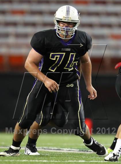 Thumbnail 3 in Damien vs. 'Iolani photogallery.