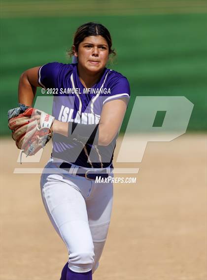 Thumbnail 1 in Elkhorn South vs. Grand Island photogallery.