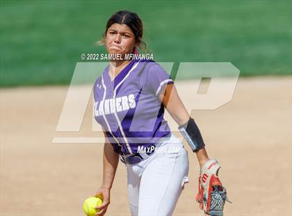 Thumbnail 3 in Elkhorn South vs. Grand Island photogallery.