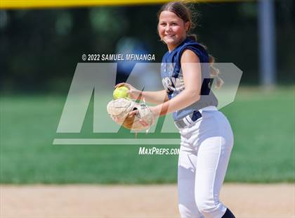 Thumbnail 2 in Elkhorn South vs. Grand Island photogallery.