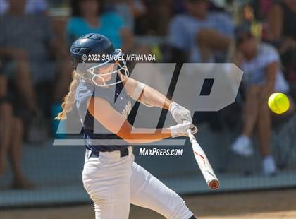 Thumbnail 2 in Elkhorn South vs. Grand Island photogallery.