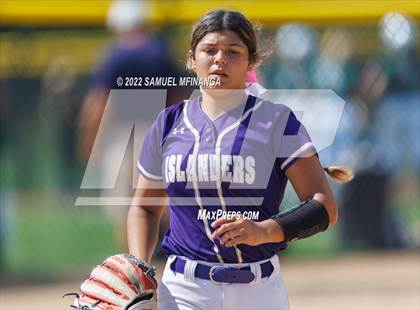 Thumbnail 2 in Elkhorn South vs. Grand Island photogallery.