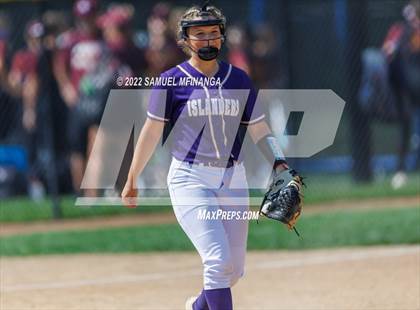 Thumbnail 3 in Elkhorn South vs. Grand Island photogallery.
