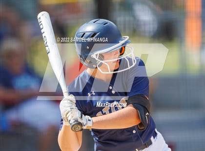 Thumbnail 2 in Elkhorn South vs. Grand Island photogallery.