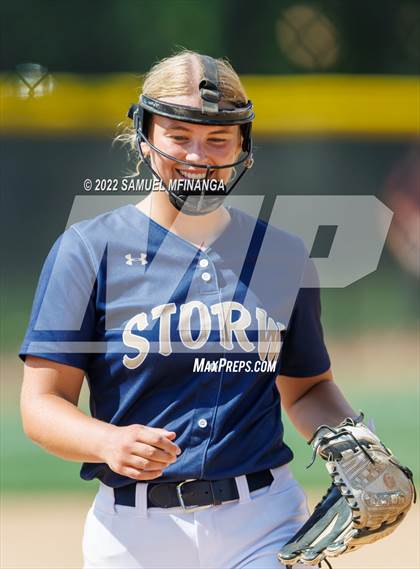 Thumbnail 3 in Elkhorn South vs. Grand Island photogallery.