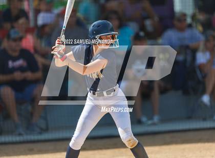 Thumbnail 2 in Elkhorn South vs. Grand Island photogallery.