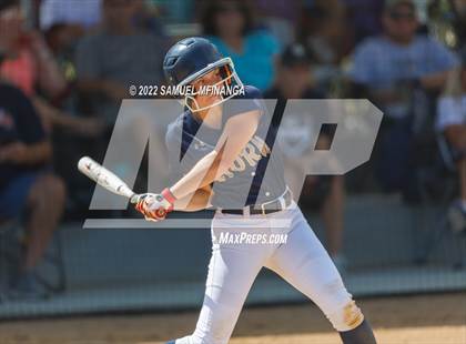 Thumbnail 2 in Elkhorn South vs. Grand Island photogallery.